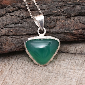 Natural Green Onyx Gemstone Pendant Necklace Handmade Jewelry Necklace 925 Sterling Silver Necklace Gift For Her