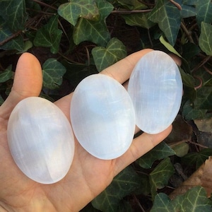 Selenite Palm Stone | Bulk Palm Stone |Palm Stone In Wholesale | intuition crystal | Bulk Crystals | Energy Stone | Energy Crystal