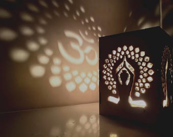Yoga Dekor, Windlicht Schatten Wandkunst aus Holz, Yoga Geschenk Idee, YogaRaum Dekor, Yoga-Geschenke für Frauen, Teelichthalter Yoga
