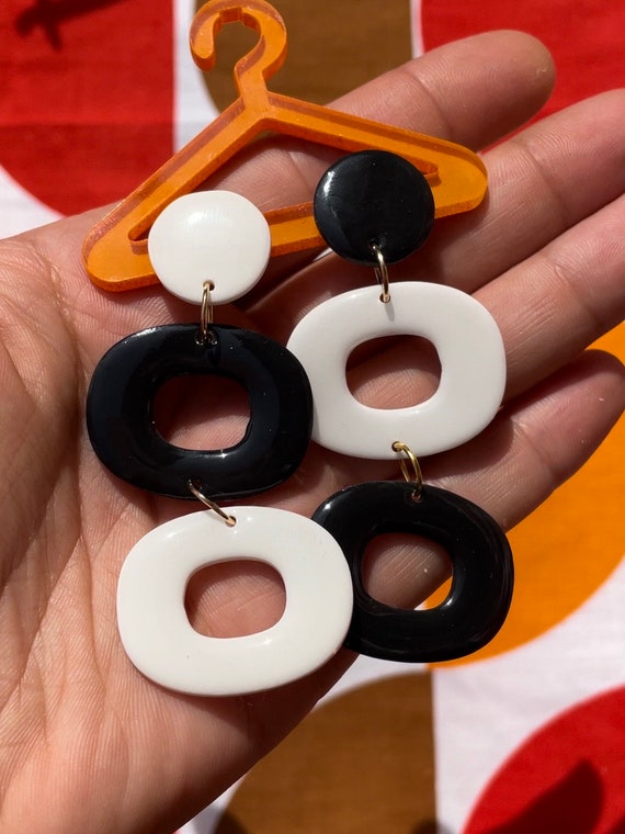 BLACK AND WHITE 3-tiered Earrings, Vintage Seventies Style 70s