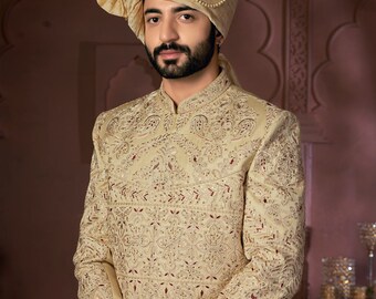 GLAM GOLDEN SHERWANI Bräutigam, Bräutigam Hochzeitskleid, goldene Sherwani Männer, Bräutigam Hochzeitsoutfit, Männer Sherwani Hochzeit, indisches Bräutigamkleid