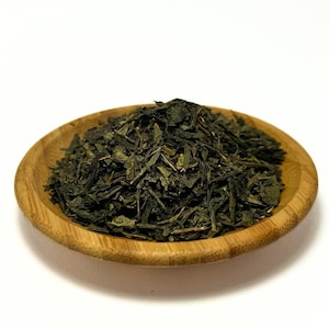 Grüner Tee / Camellia sinensis / Biologisch getrockneter Grüntee / Kräutertee / Loseblatt-Grüntee