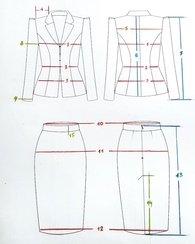 Op de afbeelding: Een technische tekening van een blazer en rok, met genummerde lijnen die de afmetingen aangeven. De blazer wordt van voren en van achteren getoond, met een getailleerde pasvorm. De rok is een potloodrok. De tekening is in zwarte inkt op wit papier.