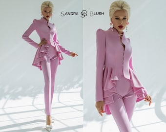 Traje peplum rosa, traje blazer vasco, traje con vasco, traje peplum, blazer peplum, traje peplum rosa, traje mujer rosa, traje elegante rosa