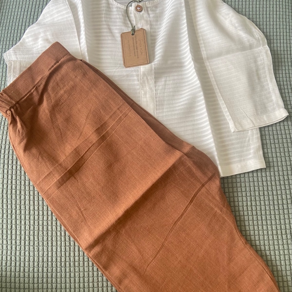 Naturally dyed Pleated 3/4 trouser and Banana fibre kurta Top (Brown / off white set)