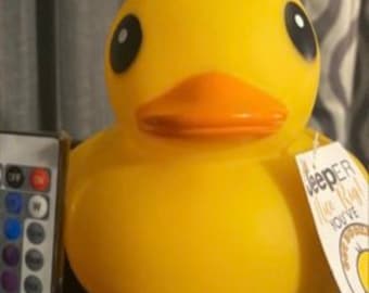 LED light up giant rubber duck-SOLID series-7 inch-batteries included