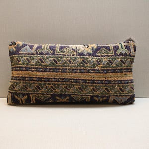 Vintage Turkish Rug Pillow Cover: Ethnic Woven Wool Lumbar Cushion (12x24 in.)