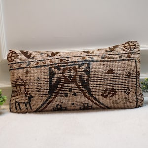 Beige Turkish Rug Pillow Cover: Vintage Wool Lumbar Pillow, 12x24