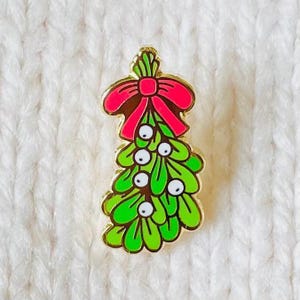 Mistletoe Mini Enamel pin gift Badge | Pippi’s Advent Calendar Filler | Board Filler | Gifts under 20 | Cute Christmas Mini Pin set