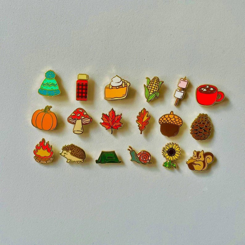 Harvest Season Corn Pin - Autumn Lapel Badge, Gold Enamel, Christmas gift, stocking stuffer, Advent calendar image 4