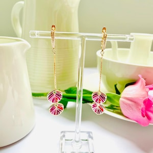 Hangoorbellen met rode veren: email, verguld met kristalglans, adventskalender