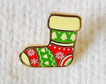 Spilla smaltata per calza della Befana – Regalo per maglione festivo, regalo per calza della Befana, calendario dell'Avvento