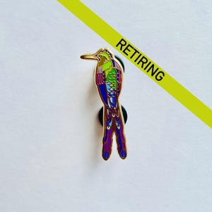 Cadeau d'épingle en émail sylphe, insigne de revers d'oiseau à queue violette, colibri, cadeau de Noël, bas de Noël, calendrier de l'Avent