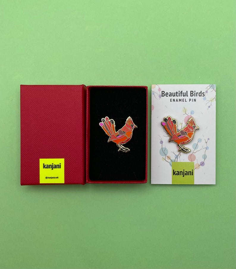 Pin esmaltado: Cardenal rojo - Esmalte duro dorado, 3,17 cm, regalo de Navidad, detalle para el calcetín navideño, calendario de Adviento imagen 2
