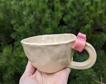 handmade ceramic mug, Cute aesthetic mug, hand painted bow mug, birthday gift, 270 ml, handmade coffee mug, unique gift