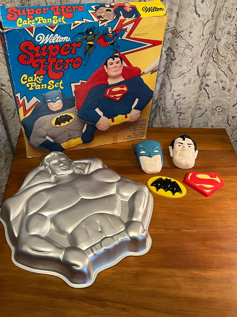 Vintage 1977 Wilton Super Hero Cake Pan Set: Superman and Batman - Etsy