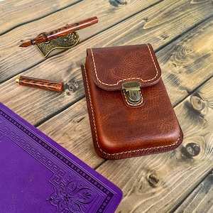 Porte-stylo marron cinq compartiments, Porte-stylo moulé humide, Étui pour stylo-plume, Porte-stylo ancien
