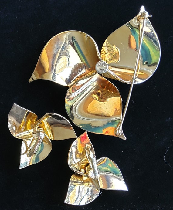 Sarah Coventry brooch and earrings Golden Trilliu… - image 7
