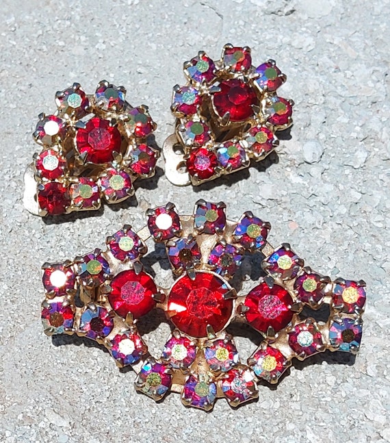 Vintage Bogoff red rhinestone brooch and earrings - image 8