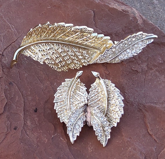 Sarah coventry fashion leaf - Gem