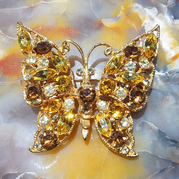 Vintage Unsigned Beauty rhinestone butterfly brooch