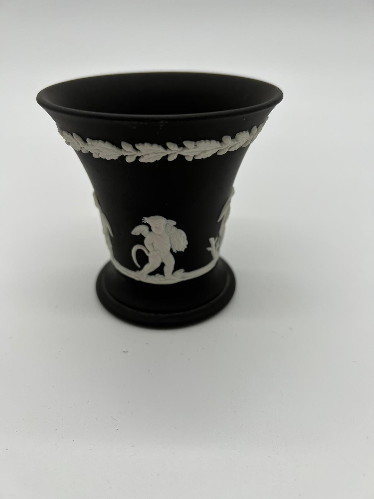 Vintage Wedgwood Black Basalt Vase - Etsy