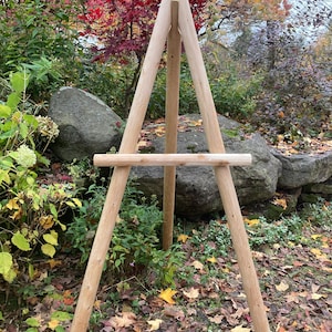 Adjustable Cedar Wood Art Easel - Studio Display Stand for Artists and Weddings