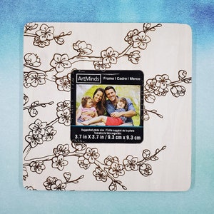 Träram i körsbärsblom, lasergraverad fotoram för bröllopsdag, förlovningspresent, unik heminredning för nygifta