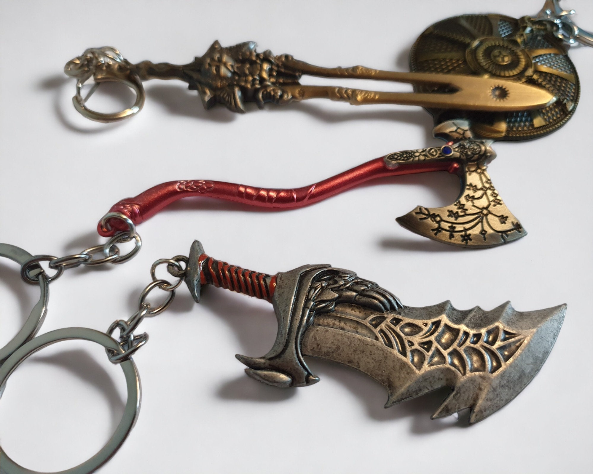 God Of War Ragnarok Keyring Keychain Kratos Blade of Chaos Leviathan Axe  Jötnar