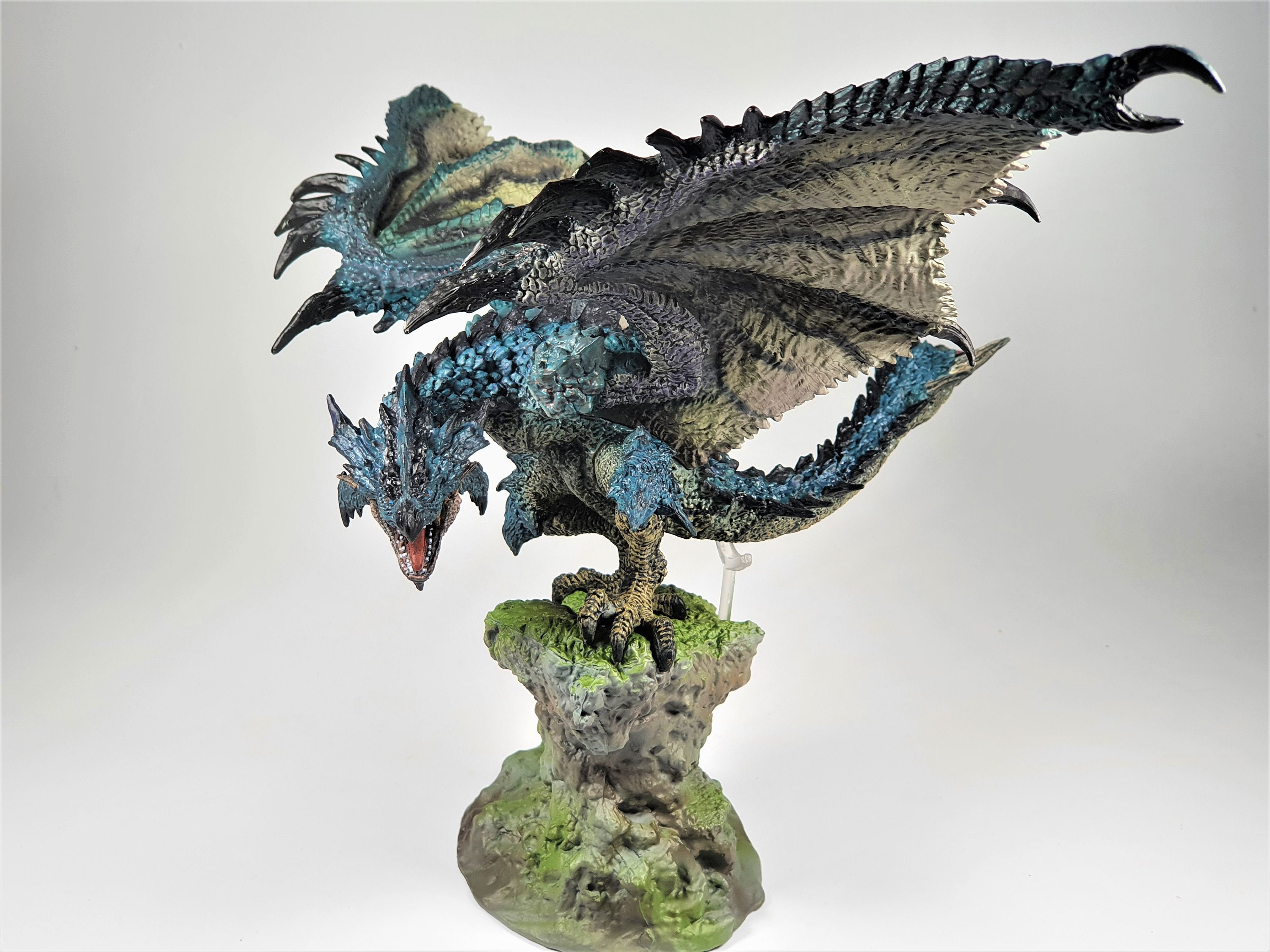 Game Monster Hunter World Rise Gashapon Diablos Cake Topper Figure Statue  Gift 