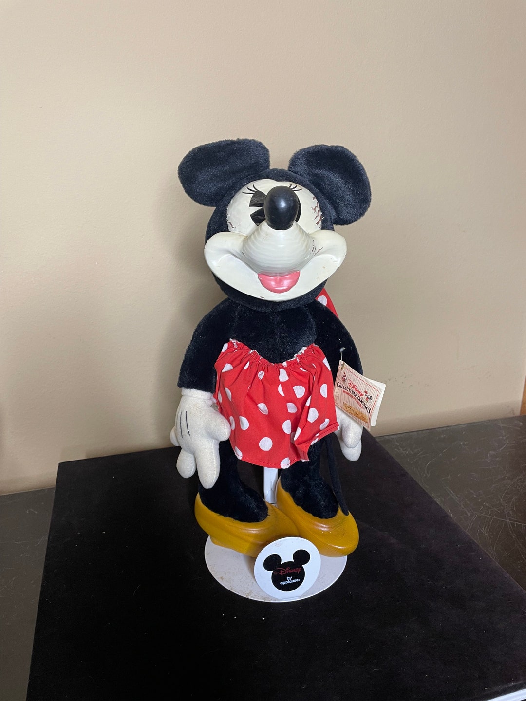 Disney Collectible Classics Minnie Mouse Woodsculpt Series by Applause Etsy