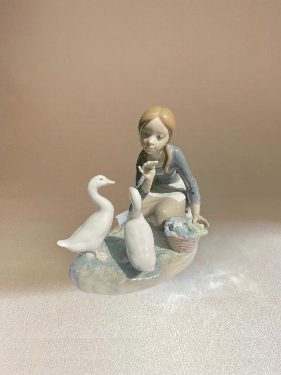LLADRO- DEUX JOLIES Figurines de fillettes en porcelaine EUR 85,00