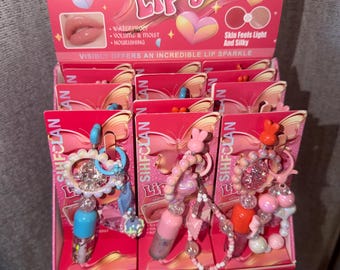 Set van 12 lipgloss sleutelhangers met kraaltjes, groothandel in kawaii glinsterende lipgloss, schattige make-up cadeauset, beauty feestartikelen in bulk