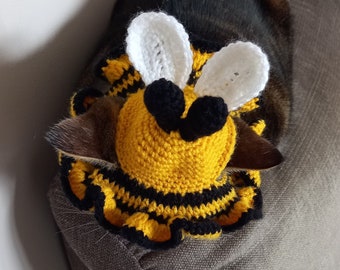 Bee Crochet Cat Hat , Small Dog Hat , Cute Bucket Hat for Pets