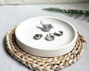 Round trinket tray  mold jewelry dish mold saucer mold Shiny mold  silicone mold  plaster mold resin mold concrete mold beauty mold