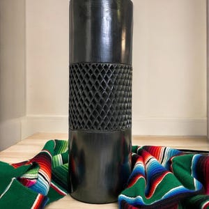Extra Large Elegant Barro Negro Vase, Beautifully Detailed, Made in Oaxaca Mexico, Black Clay. Valentine&#39;s Gift. Housewarming gift.