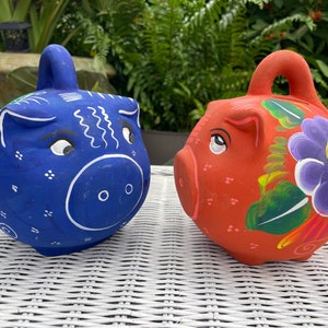 Large Hand Painted Piggy Bank, Mexican Folk Art  Money Bank.  Colorful hand painted clay figurine. Vivid colors