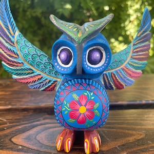 Alebrije Owl. Exquisite Oaxaca Mexico Folk Art,  Original Wood Sculpture, Carved Animal, Unique Gift,  Home Décor,  SIGNED Hecho en Mexico