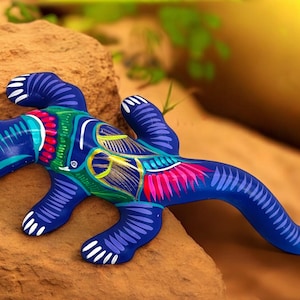 14 in Hand Painted Salamander / Gecko / Lizard .Mexican Folk Art Wall Décor.  Colorful hand painted clay figurine. Matte