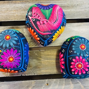 Small Heart shaped  Jewelry Trinket Box. Hand Painted Mexican Folk Art. Colorful / vivid colors  Ring holder