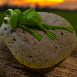 Frog on a Rock.  Hand crafted Clay Frogs.  Miniature Frog Figurine.  Rock Garden. Garden art. Yard Decor.  Fun gift.