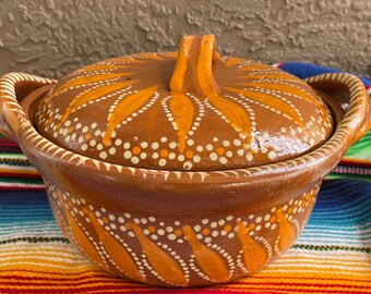 2 qt Beautiful Mexican handmade cazuela with lid/ pot / hand painted terra-cotta/clay/ barro Bean pot / orange accents