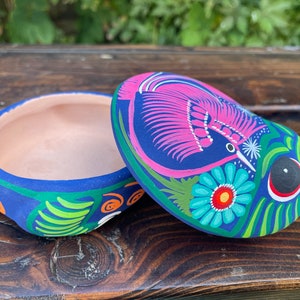 Toad / Frog Trinket Box. Hand Painted Mexican Folk Art. Colorful / vivid colors  Ring holder
