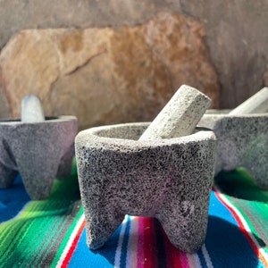 Made in Mexico! Small Volcanic Rock Molcajete . Mortar and Pestle Salsa Bowl. Peppercorn grinding tool . HECHO EN MEXICO