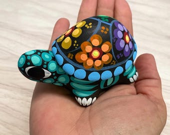 Beautiful Mexican Hand Painted Turtle Jewelry Box,painted Clay
