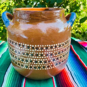 4.5L Mexican Barro bean pot , clay pot  / Olla de Barro / bean pot / soup pot
