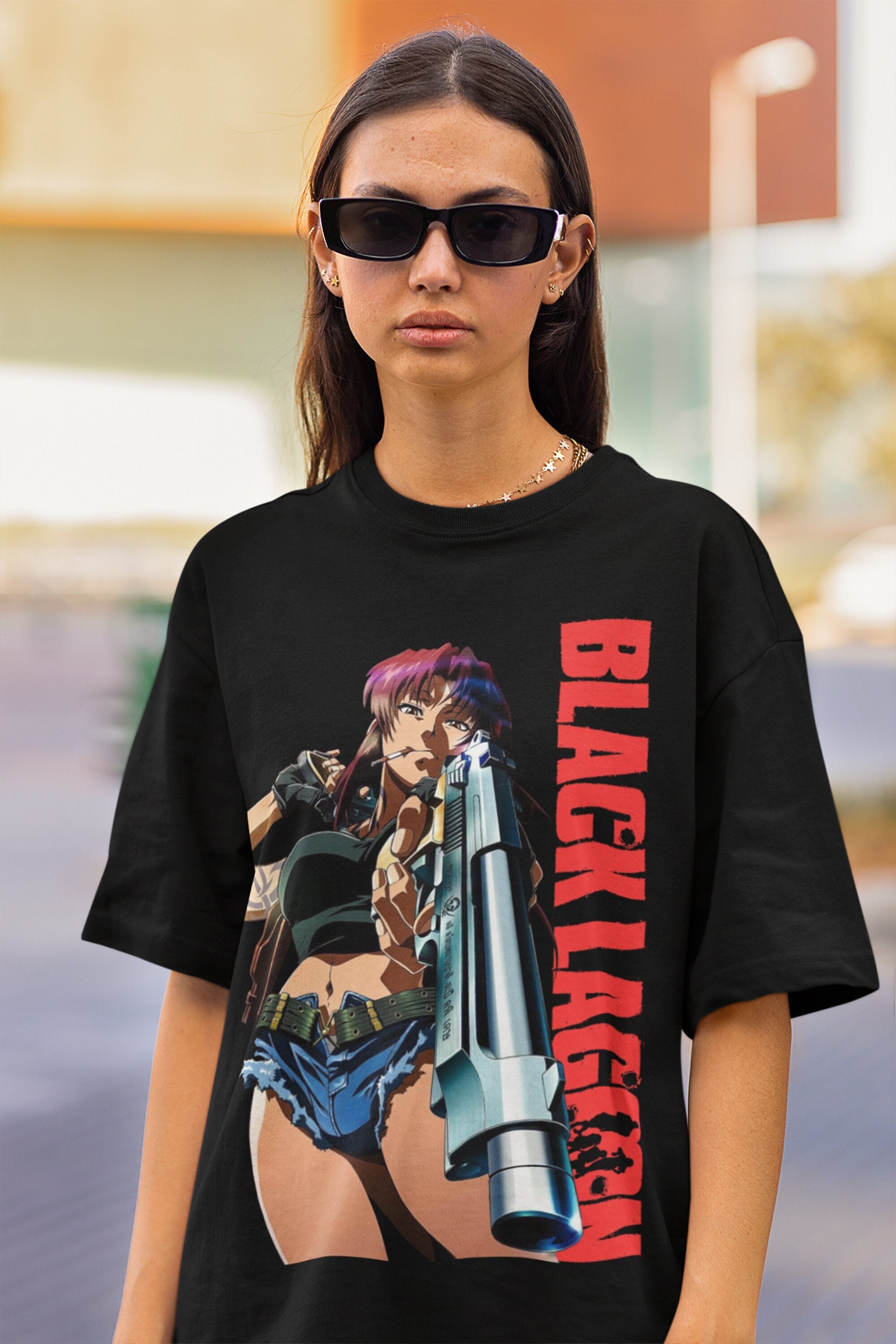 【最安値に挑戦】 T-Shirt, Anime Lagoon Black UNISEX Revy Waifu Tee Graphic トップス