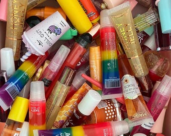 Lip gloss scoop bundle/lippie scoop/mystery scoop/mystery bundle/lip gloss/lip tint/lip balm!