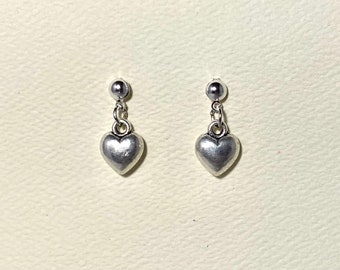 Heart, silver heart, Dangle Earring, Drop Earring, Valentine’s, Love Earring, Silver Earring, silver Drop, love, valentine’s Day