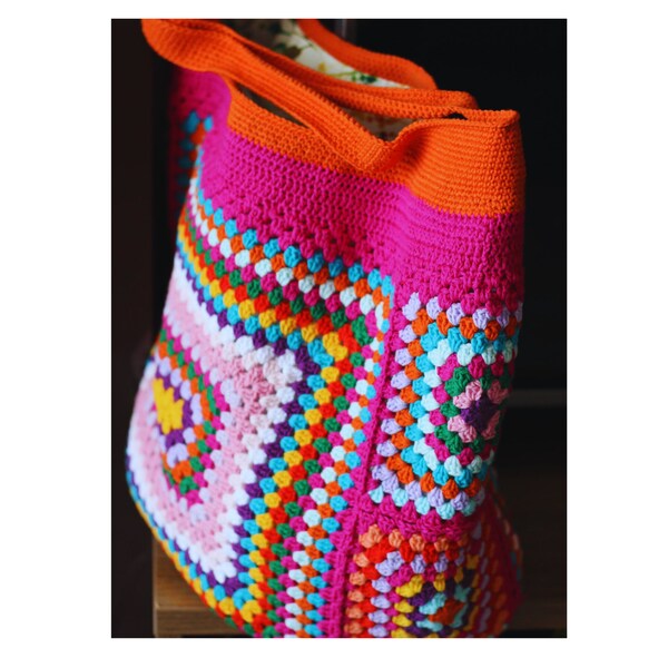 Colorful Crochet Granny Square Shoulder Bag for the Beach or as a Chic Market bag in Retro Style,mother's day gift